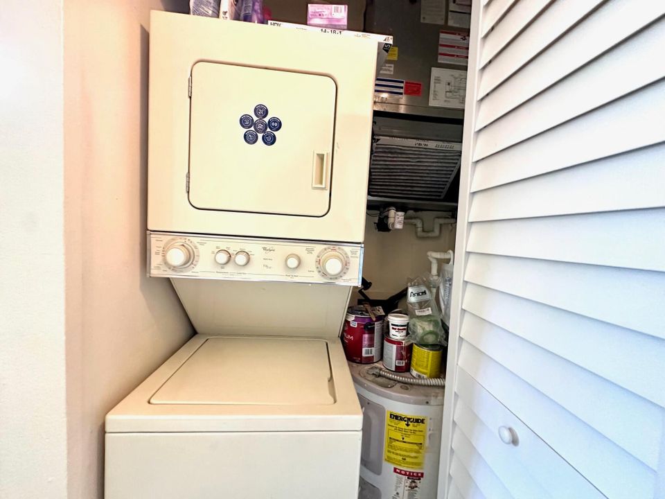 合同活跃: $1,675 (1 贝兹, 1 浴室, 650 平方英尺)