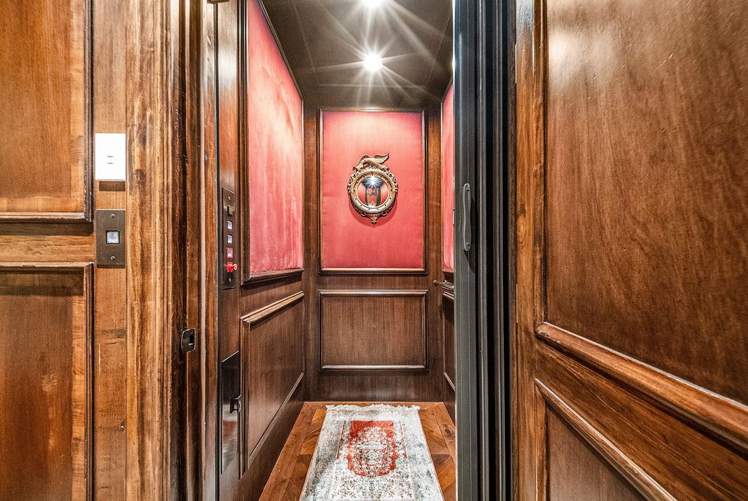 На продажу: $42,000,000 (8 спален, 8 ванн, 11096 Квадратных фут)