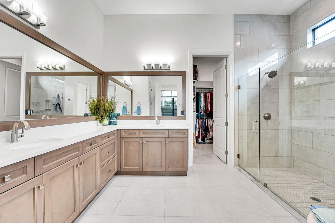 待售: $899,900 (3 贝兹, 3 浴室, 2586 平方英尺)