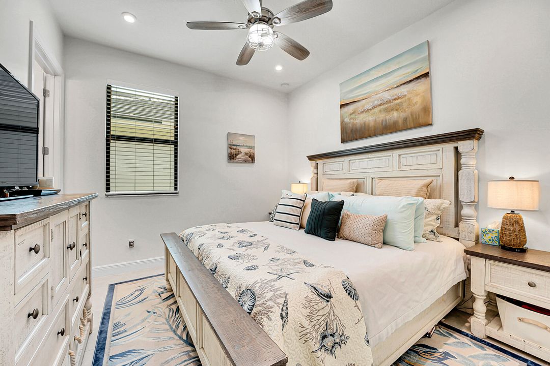 待售: $899,900 (3 贝兹, 3 浴室, 2586 平方英尺)