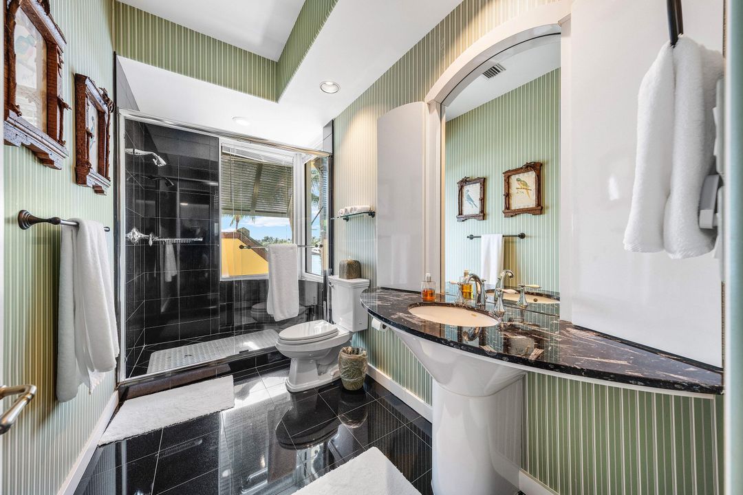 На продажу: $42,000,000 (8 спален, 8 ванн, 11096 Квадратных фут)