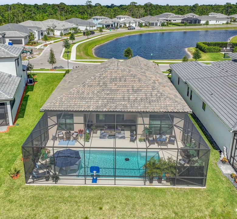 待售: $899,900 (3 贝兹, 3 浴室, 2586 平方英尺)