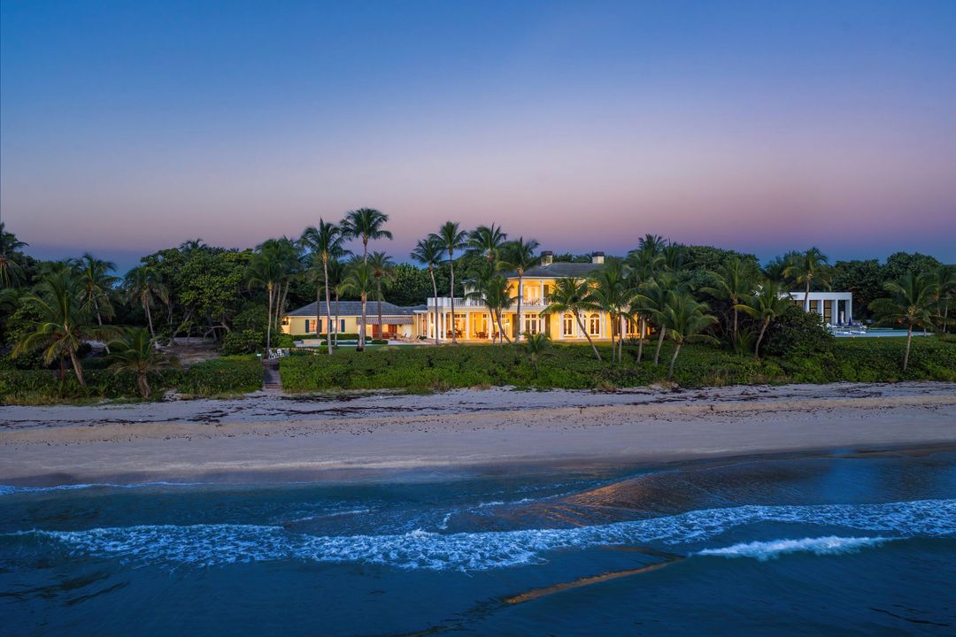 На продажу: $42,000,000 (8 спален, 8 ванн, 11096 Квадратных фут)