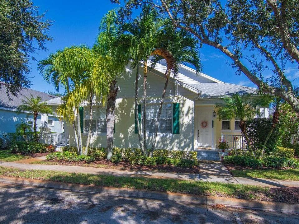 For Sale: $349,900 (2 beds, 2 baths, 1544 Square Feet)