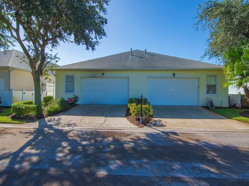 For Sale: $349,900 (2 beds, 2 baths, 1544 Square Feet)