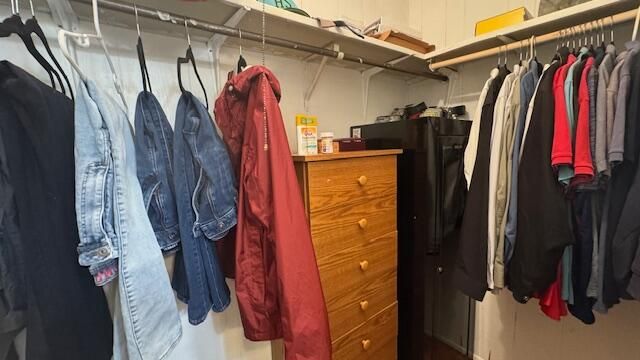 На продажу: $215,000 (3 спален, 2 ванн, 1180 Квадратных фут)