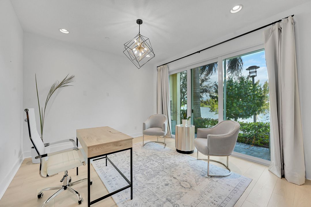 En Venta: $890,000 (3 camas, 3 baños, 2252 Pies cuadrados)