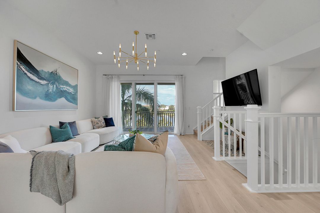 En Venta: $890,000 (3 camas, 3 baños, 2252 Pies cuadrados)