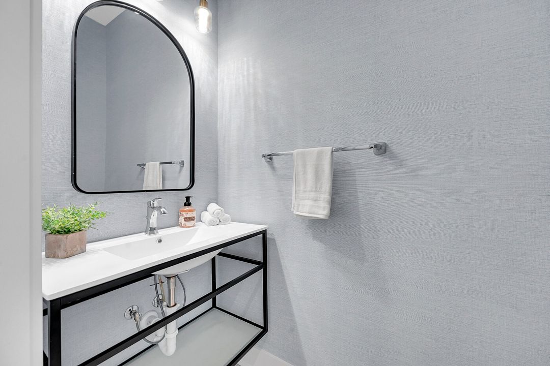 En Venta: $890,000 (3 camas, 3 baños, 2252 Pies cuadrados)