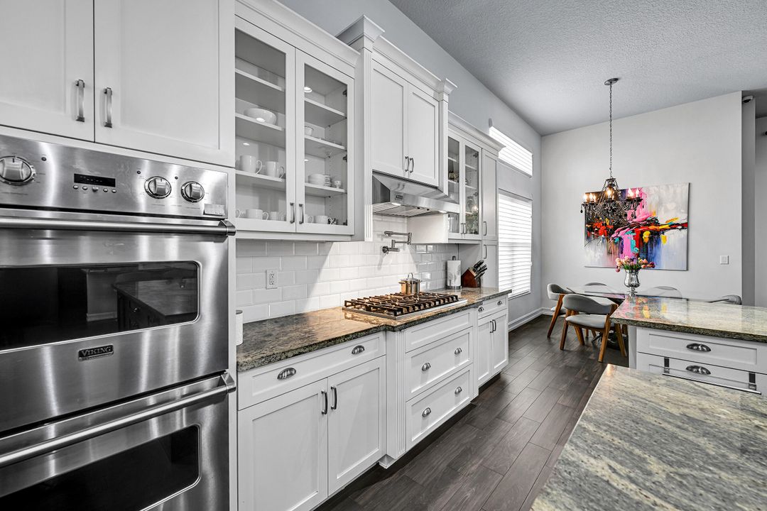 出租: $14,500 (5 贝兹, 4 浴室, 4248 平方英尺)