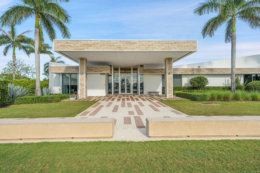 En Venta: $890,000 (3 camas, 3 baños, 2252 Pies cuadrados)