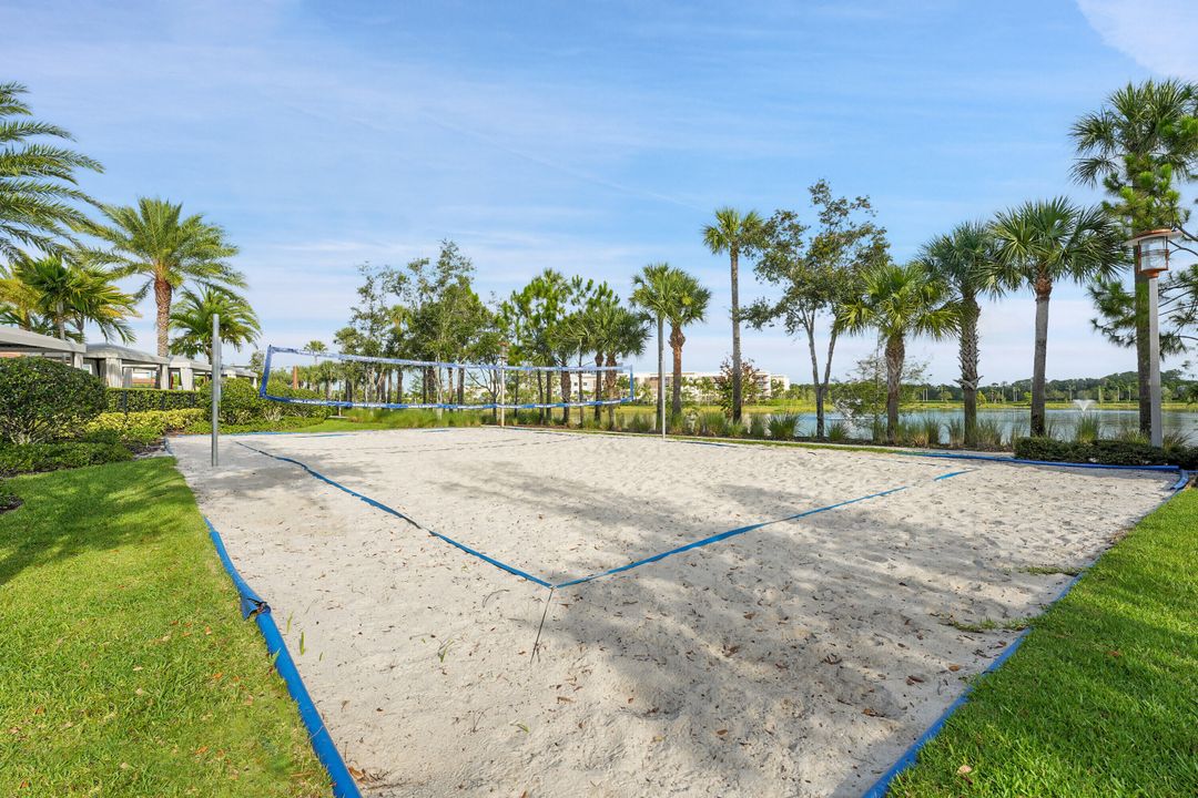 En Venta: $890,000 (3 camas, 3 baños, 2252 Pies cuadrados)