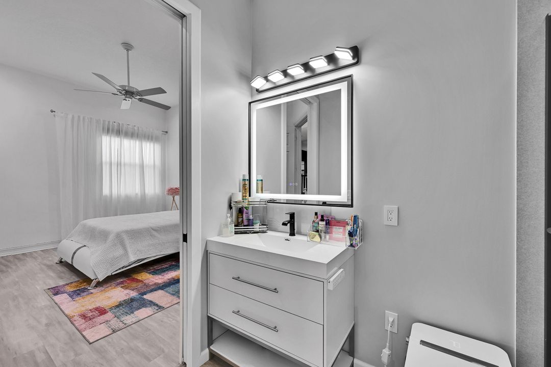 出租: $14,500 (5 贝兹, 4 浴室, 4248 平方英尺)