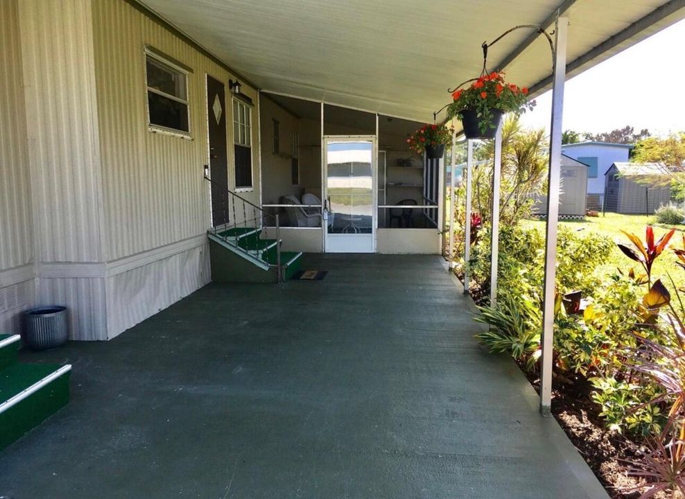 На продажу: $215,000 (3 спален, 2 ванн, 1180 Квадратных фут)