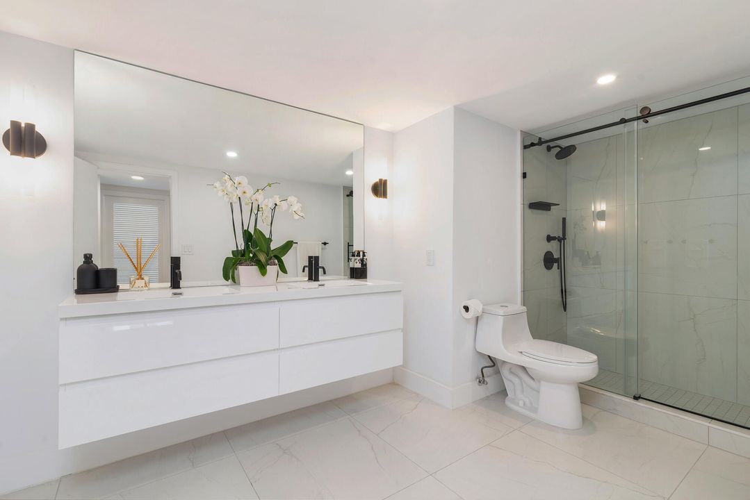 For Sale: $1,200,000 (2 beds, 2 baths, 1294 Square Feet)