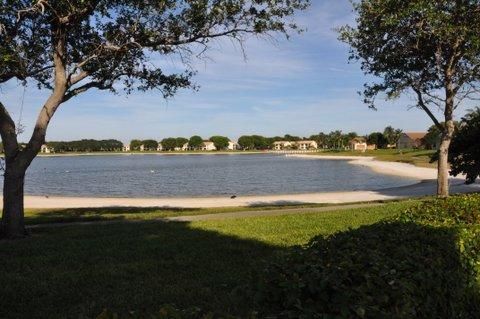 For Rent: $3,000 (3 beds, 2 baths, 1389 Square Feet)