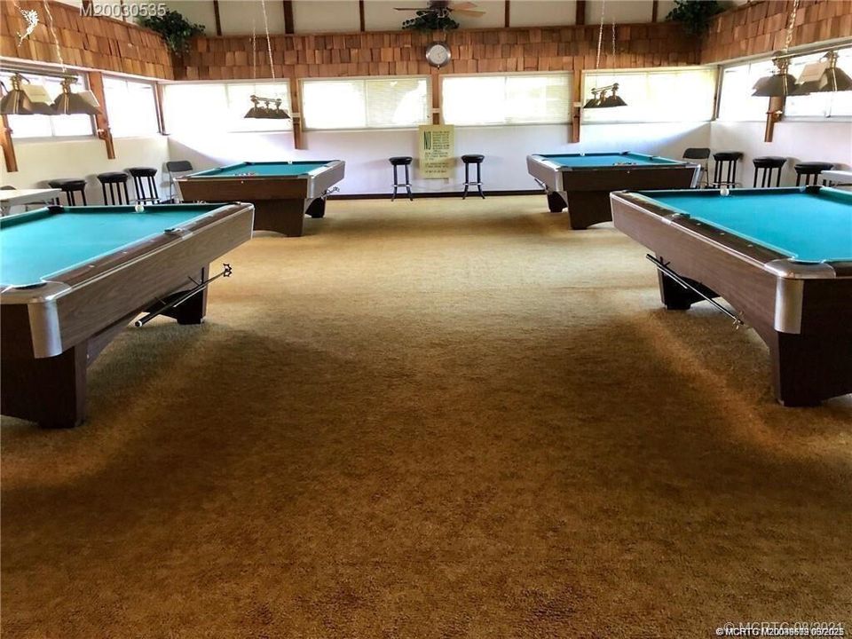 На продажу: $124,999 (1 спален, 1 ванн, 631 Квадратных фут)