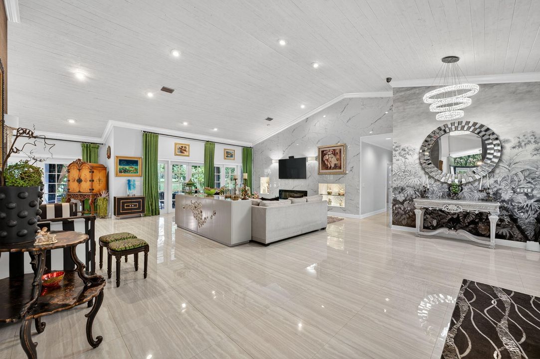 Active With Contract: $2,150,000 (4 beds, 4 baths, 3554 Square Feet)