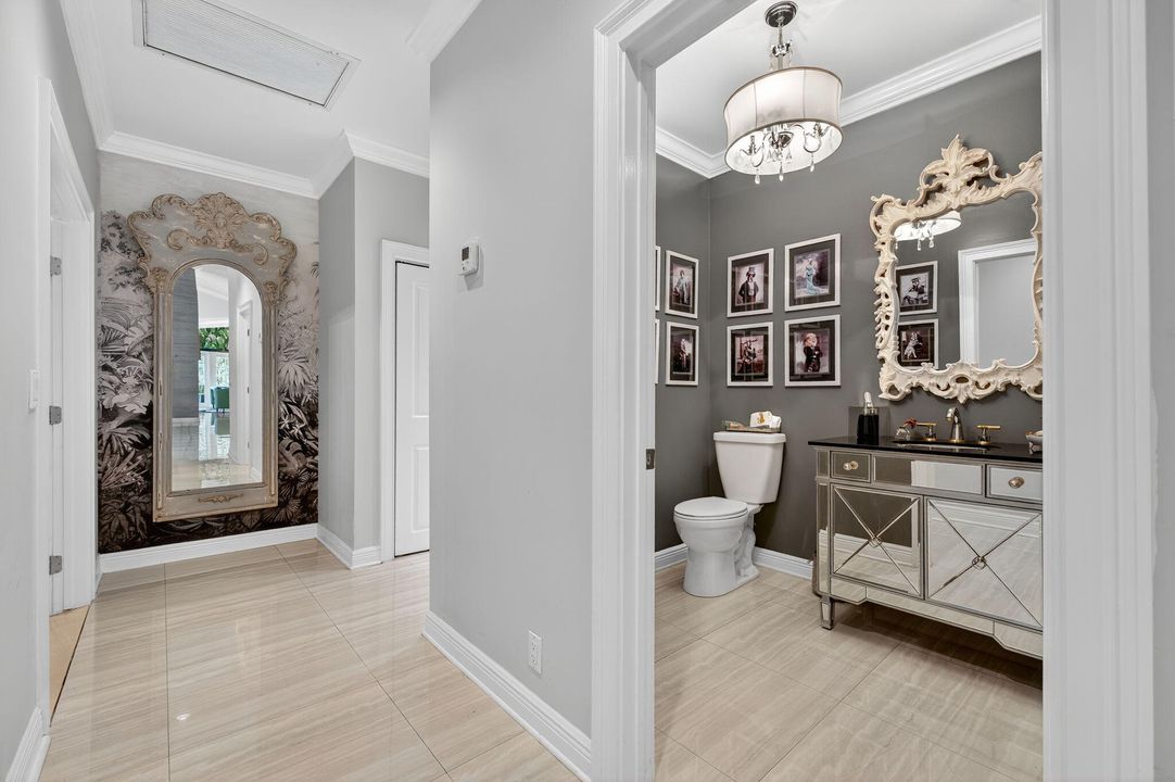 Active With Contract: $2,150,000 (4 beds, 4 baths, 3554 Square Feet)