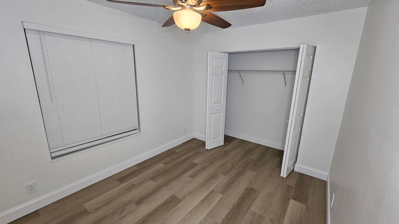 For Sale: $500,000 (3 beds, 2 baths, 1132 Square Feet)