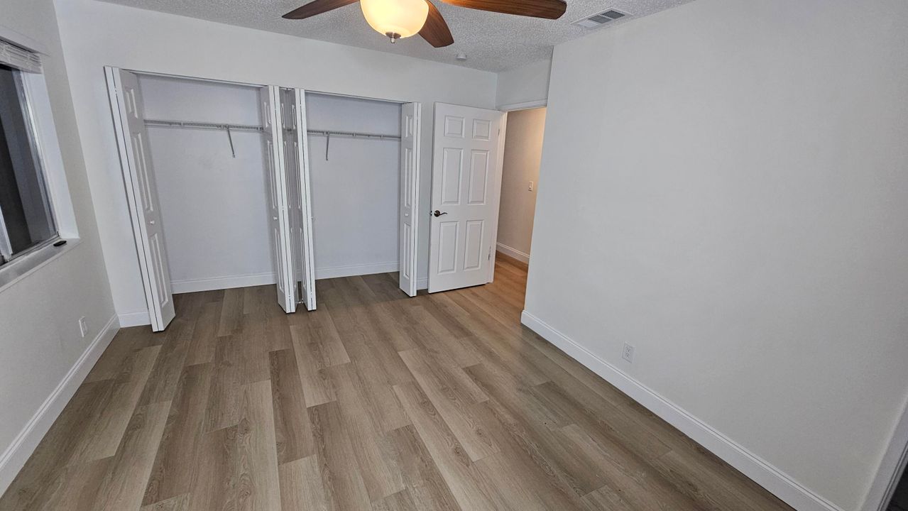 For Sale: $500,000 (3 beds, 2 baths, 1132 Square Feet)