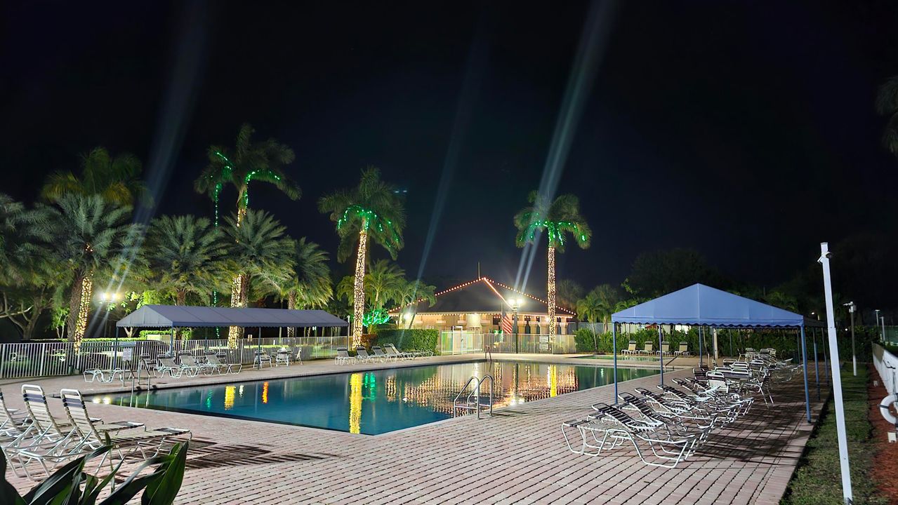 For Sale: $500,000 (3 beds, 2 baths, 1132 Square Feet)