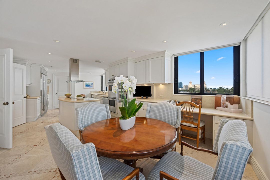 待售: $9,250,000 (3 贝兹, 4 浴室, 3036 平方英尺)