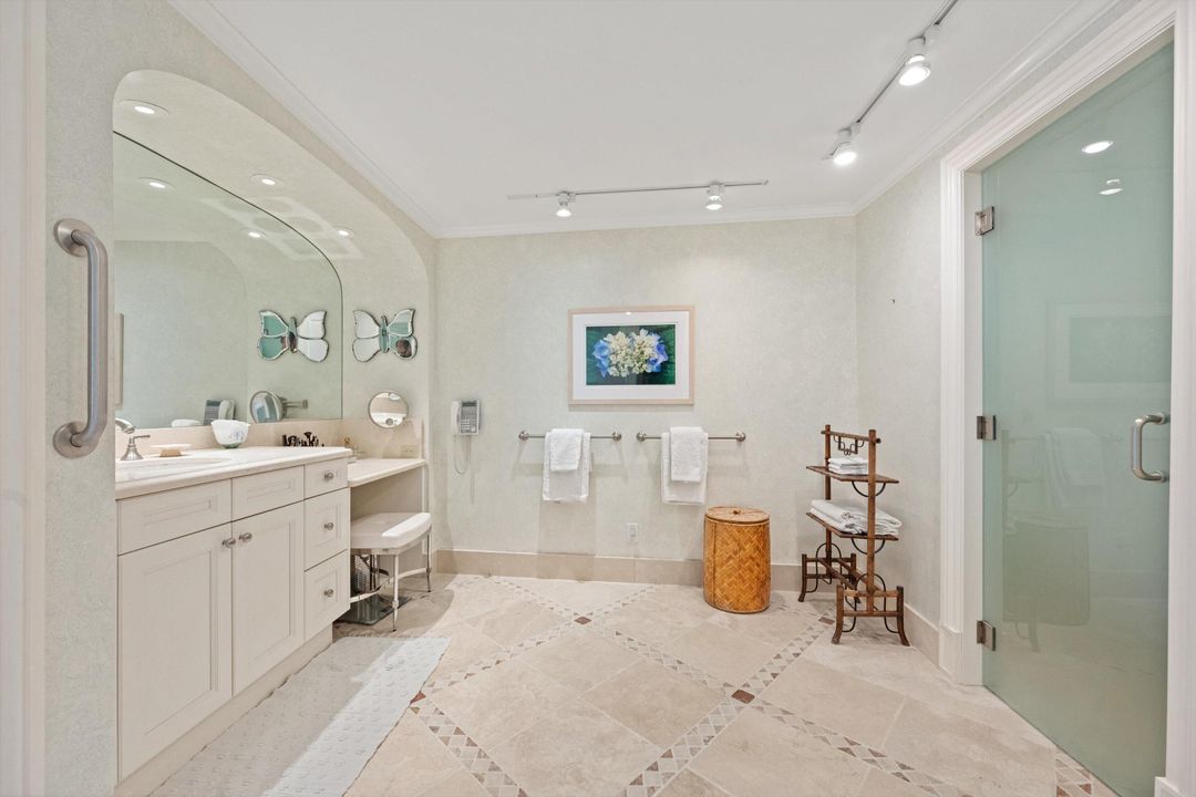 待售: $9,250,000 (3 贝兹, 4 浴室, 3036 平方英尺)