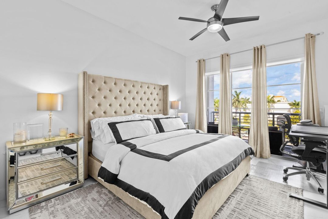 待售: $1,060,000 (2 贝兹, 2 浴室, 1151 平方英尺)