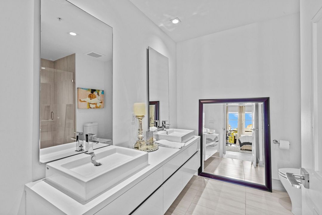 待售: $1,060,000 (2 贝兹, 2 浴室, 1151 平方英尺)