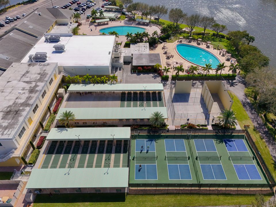 En Venta: $209,000 (2 camas, 1 baños, 798 Pies cuadrados)