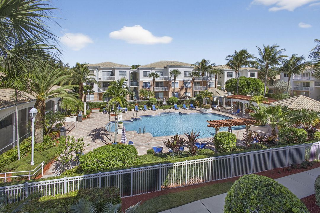 出租: $3,300 (3 贝兹, 2 浴室, 1338 平方英尺)