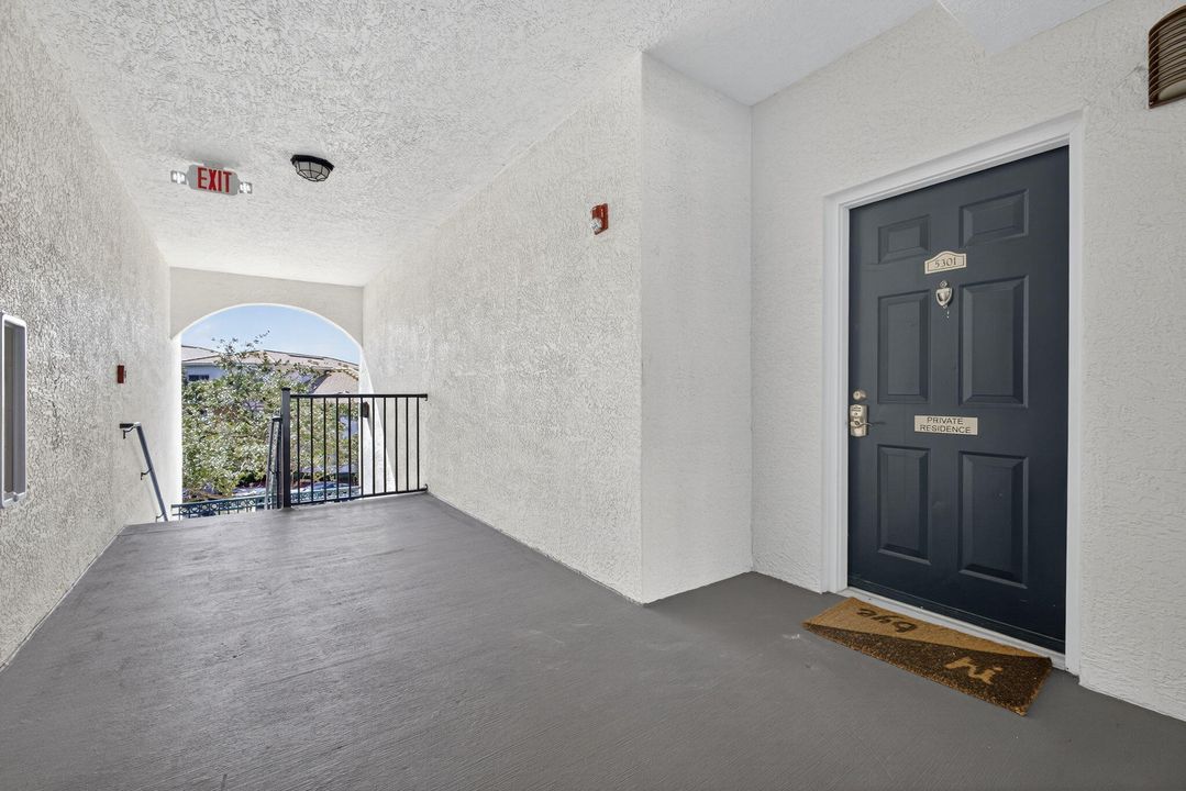 出租: $3,300 (3 贝兹, 2 浴室, 1338 平方英尺)