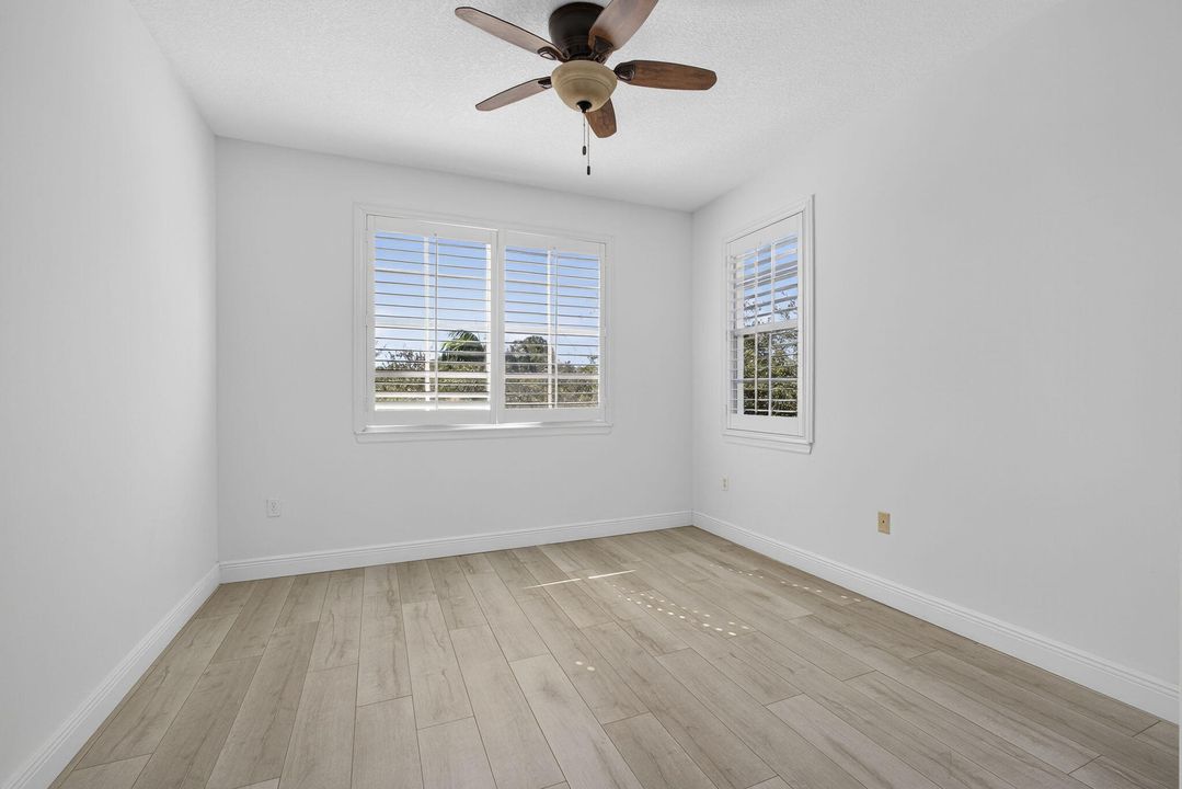 出租: $3,300 (3 贝兹, 2 浴室, 1338 平方英尺)