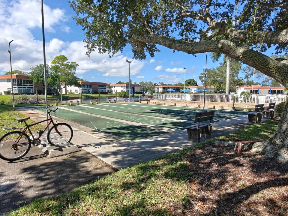 На продажу: $124,999 (1 спален, 1 ванн, 631 Квадратных фут)