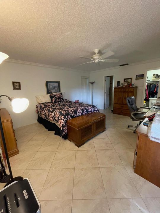 For Sale: $425,000 (2 beds, 2 baths, 1344 Square Feet)