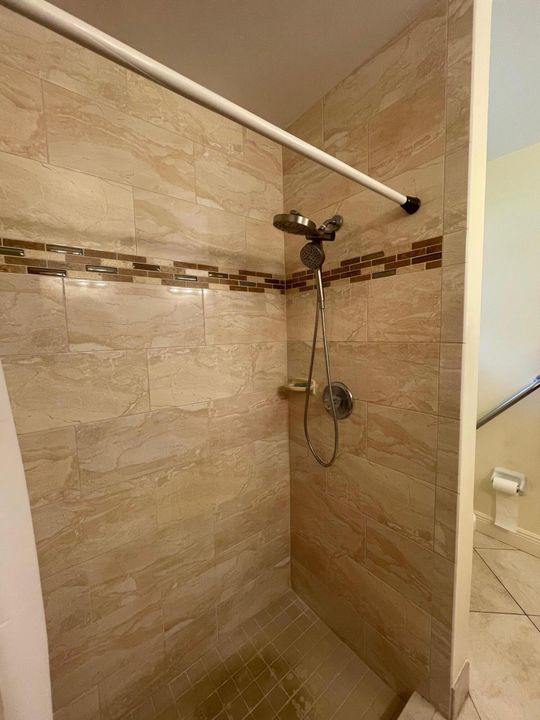 For Sale: $425,000 (2 beds, 2 baths, 1344 Square Feet)