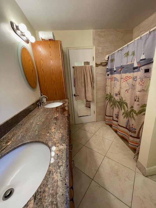 For Sale: $425,000 (2 beds, 2 baths, 1344 Square Feet)