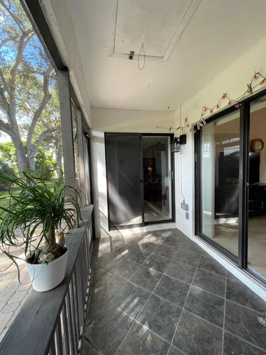 For Sale: $425,000 (2 beds, 2 baths, 1344 Square Feet)