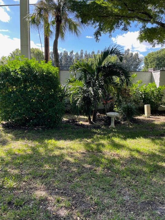 For Sale: $425,000 (2 beds, 2 baths, 1344 Square Feet)