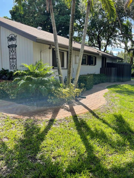 For Sale: $425,000 (2 beds, 2 baths, 1344 Square Feet)