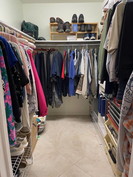 For Sale: $425,000 (2 beds, 2 baths, 1344 Square Feet)