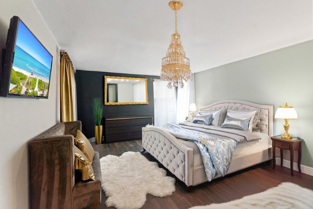 For Sale: $1,190,000 (5 beds, 3 baths, 3210 Square Feet)