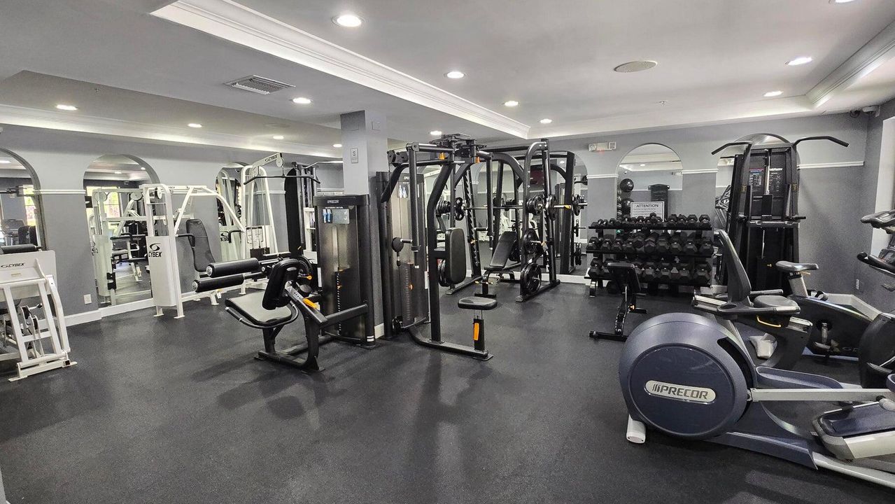 Под контрактом: $3,450 (2 спален, 2 ванн, 1120 Квадратных фут)