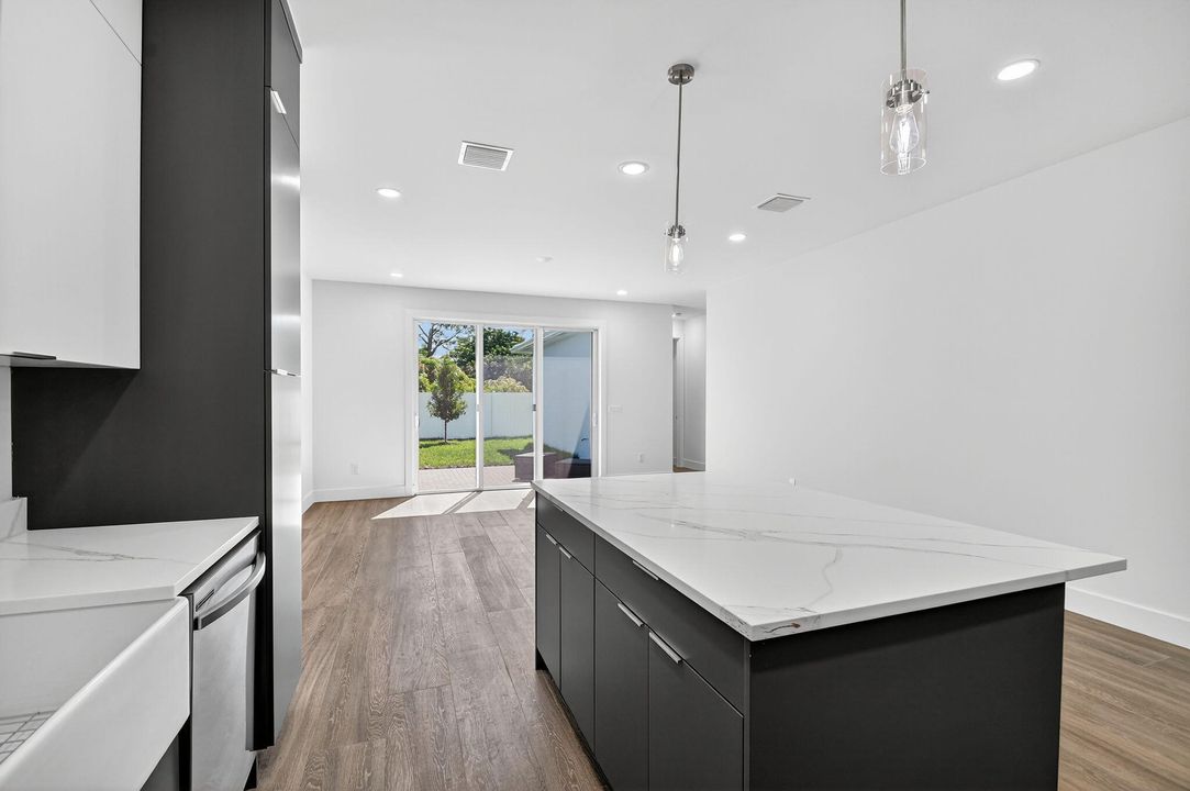 Active With Contract: $799,000 (4 beds, 3 baths, 2161 Square Feet)