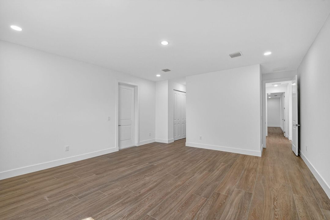 Active With Contract: $799,000 (4 beds, 3 baths, 2161 Square Feet)