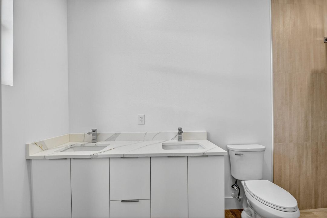 Active With Contract: $799,000 (4 beds, 3 baths, 2161 Square Feet)