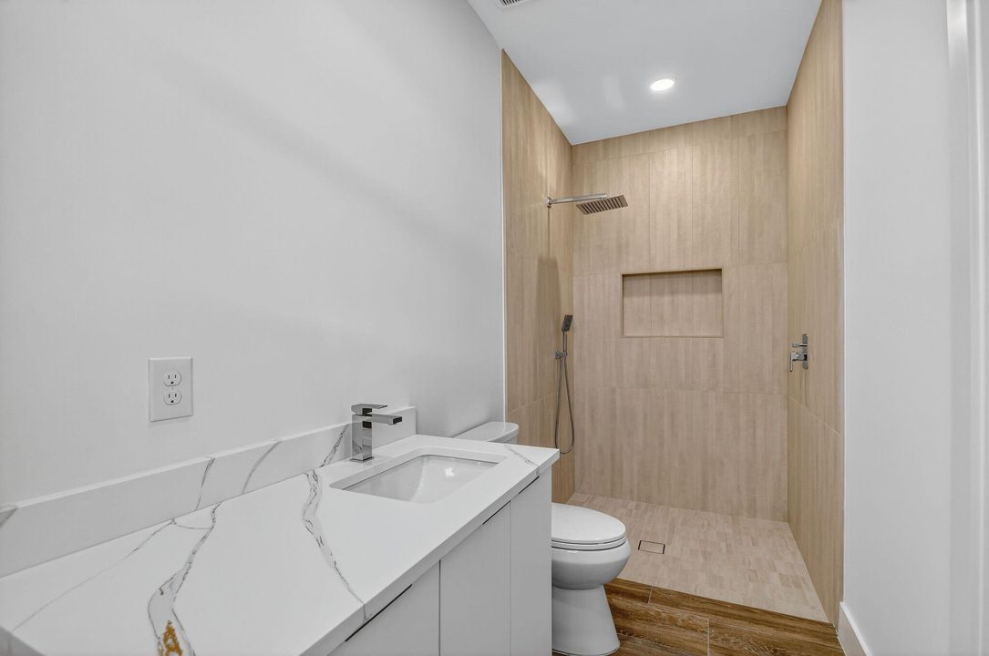 Active With Contract: $799,000 (4 beds, 3 baths, 2161 Square Feet)