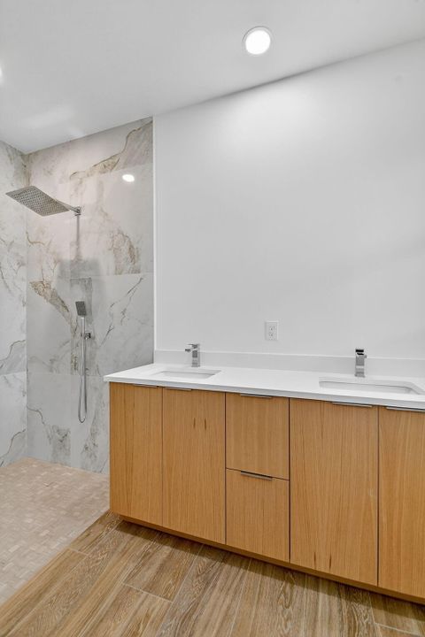 Active With Contract: $799,000 (4 beds, 3 baths, 2161 Square Feet)