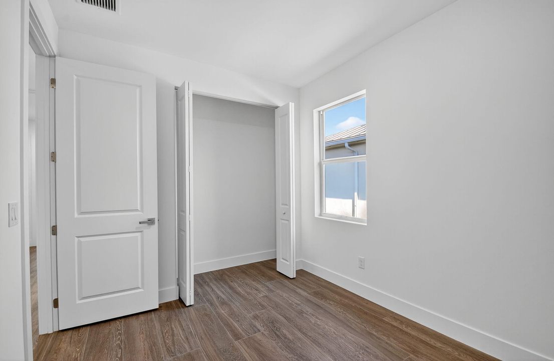 Active With Contract: $799,000 (4 beds, 3 baths, 2161 Square Feet)